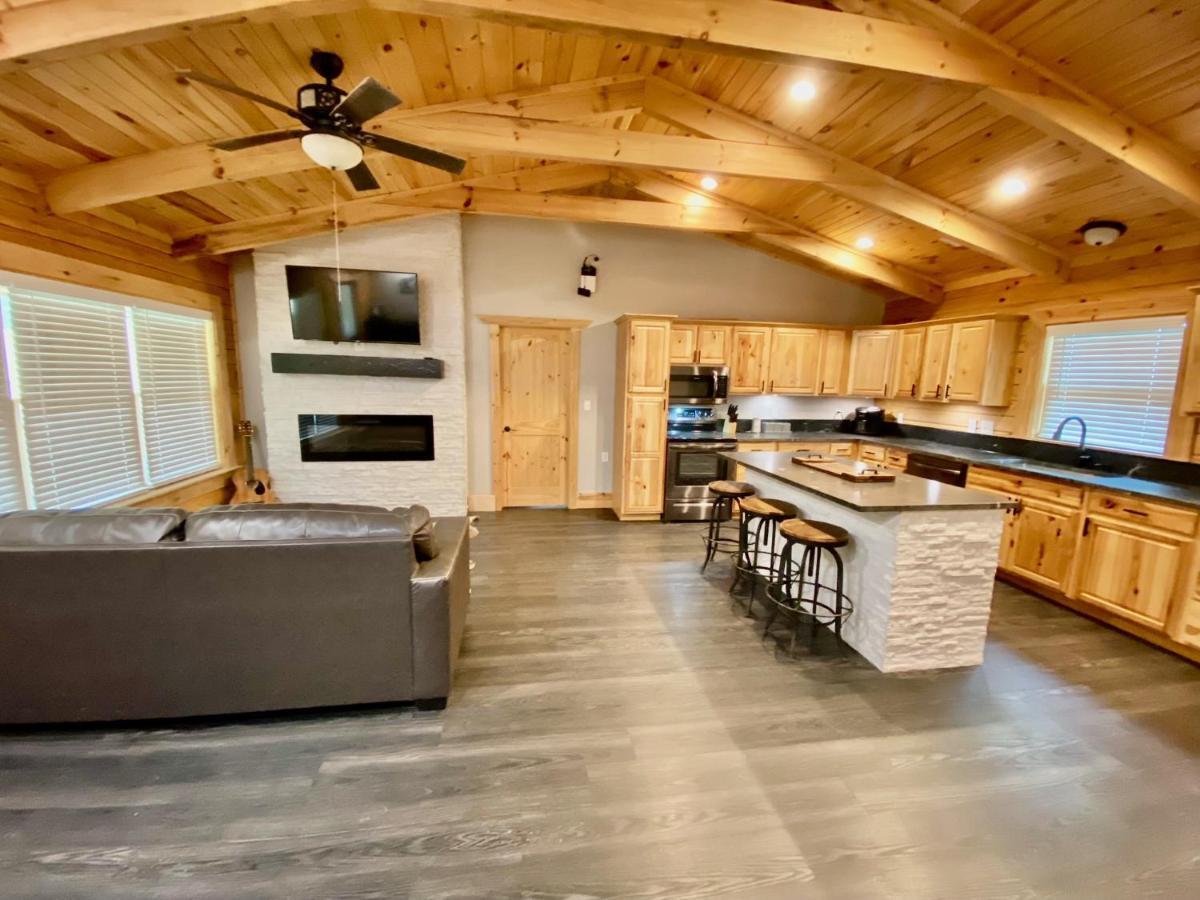Cabin At Chitt'S Creek Emory Eksteriør bilde